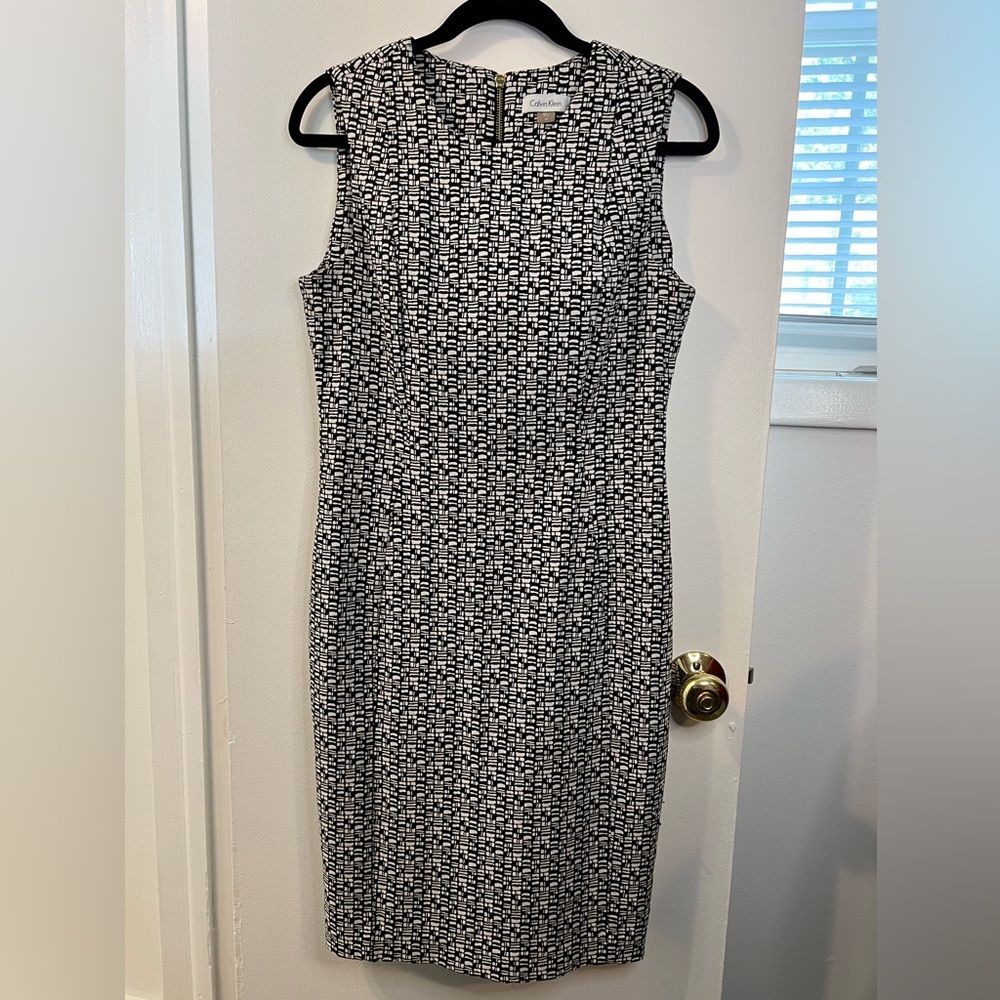 Calvin Klein Black and White Patterned Midi Dress